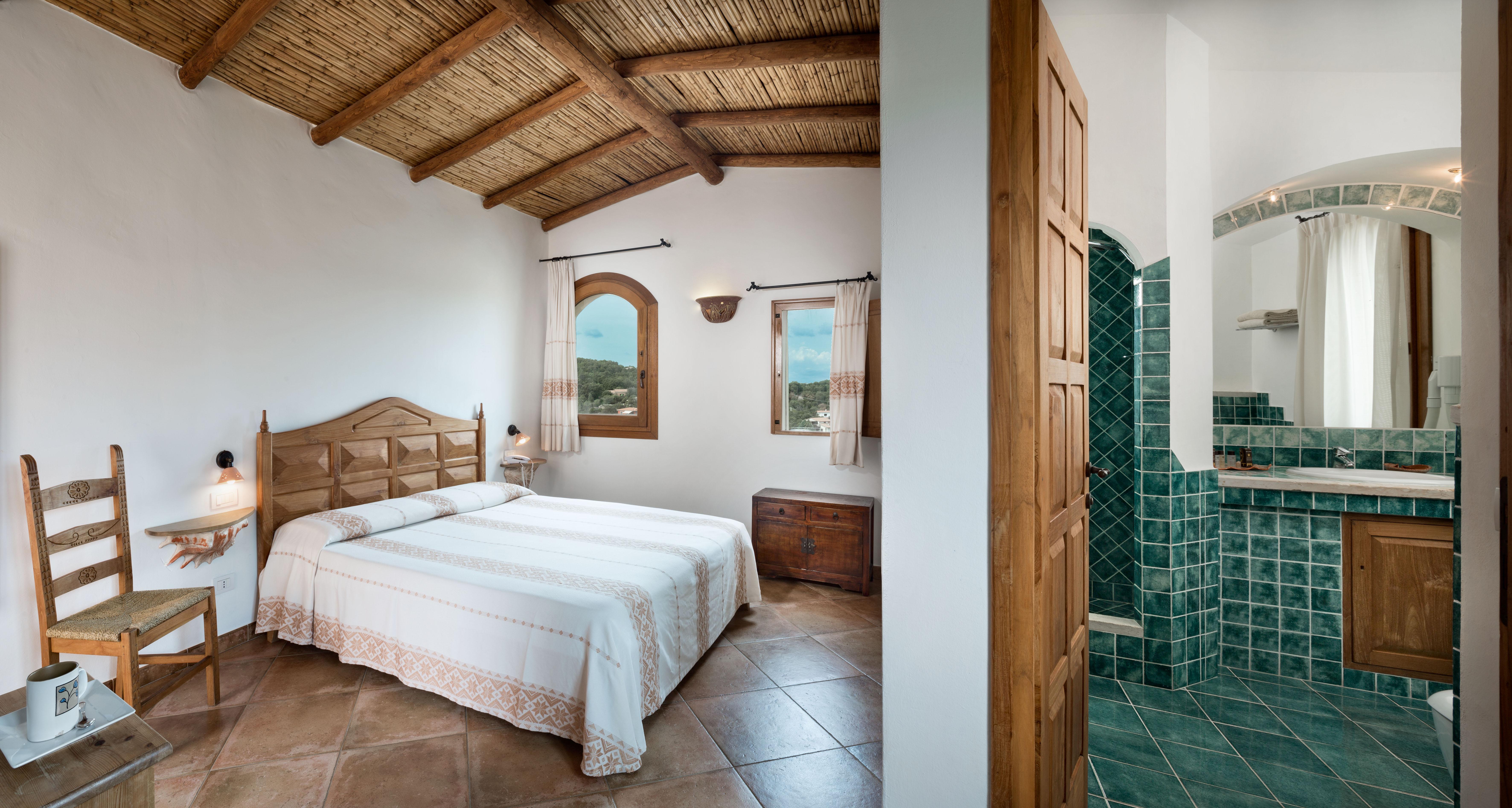 Hotel Arathena San Pantaleo Ngoại thất bức ảnh